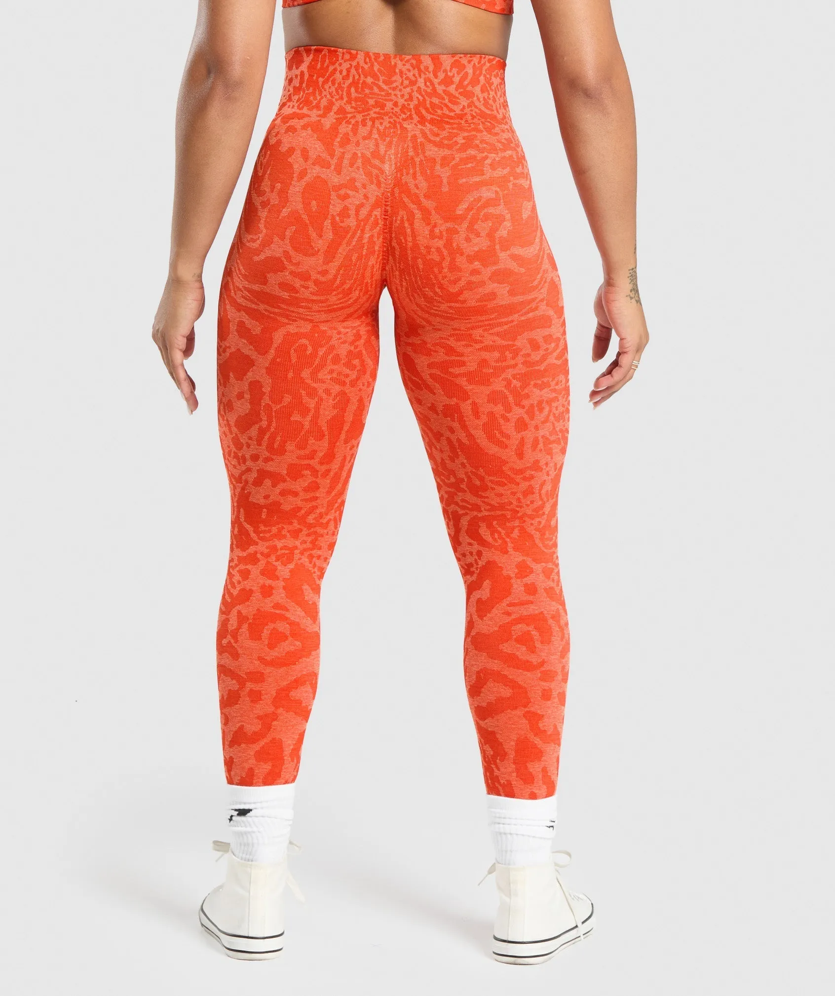 Sure! Here’s an optimized title for e-commerce:

Gymshark Adapt x Whitney Flare Leggings in Vibrant Flare Orange/Sorbet Orange - Stylish & Comfortable Activewear

Let me know if you need anything else!