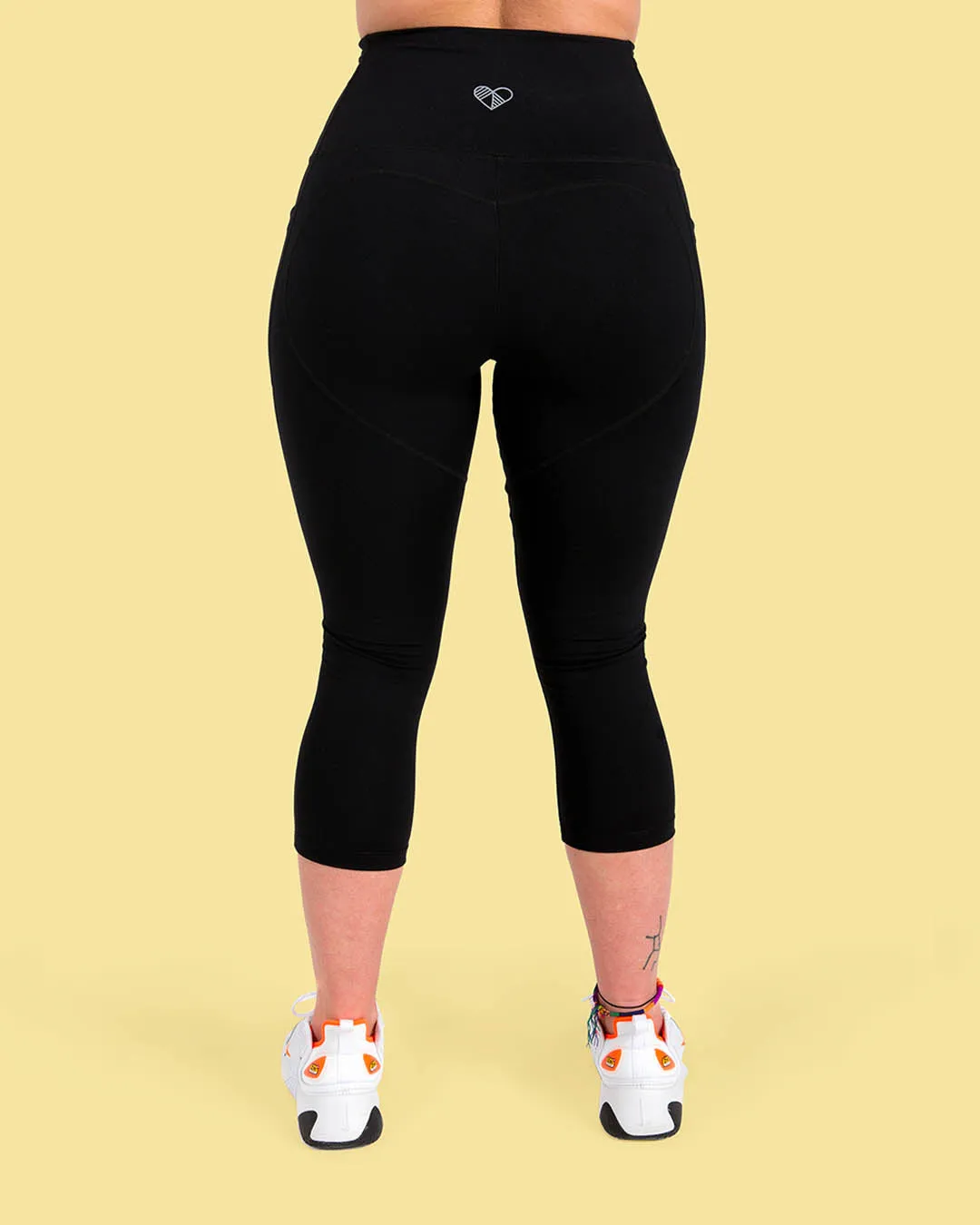 HERO Super Hold Cropped Leggings Black