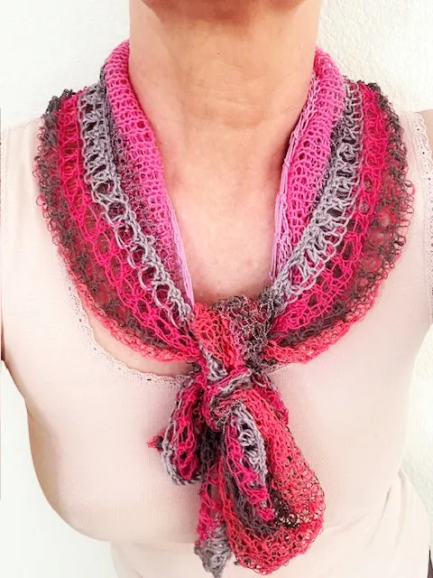 New! Pendola, a petite shawl