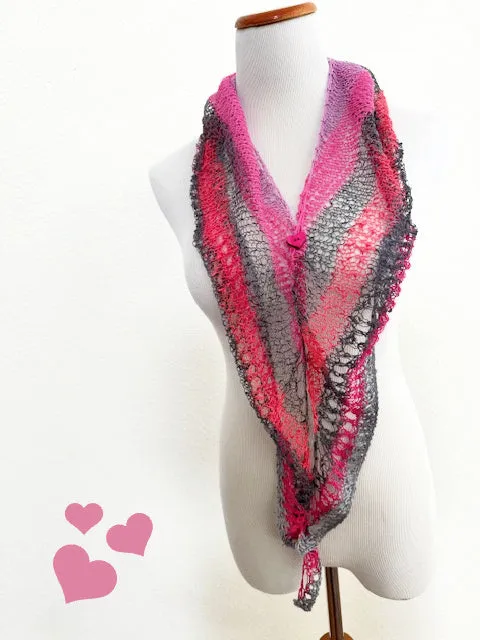 New! Pendola, a petite shawl